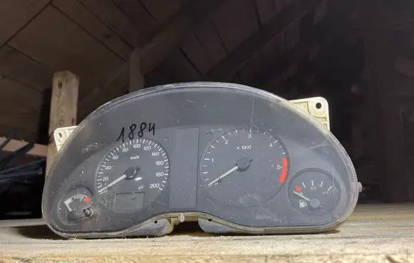 Volkswagen Sharan Speedometer (instrument cluster) 7M0919801E