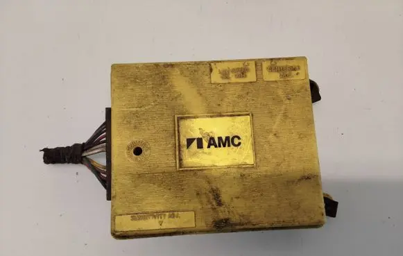 Jeep Cherokee XJ Cruise control unit/module 53000320 0520B87X