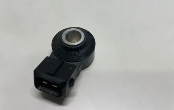 BMW 1 F20 F21 Detonation knock sensor 7636937