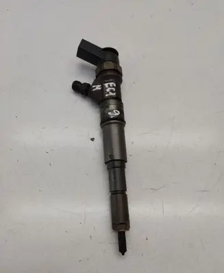BMW 5 E60 E61 Fuel injector 0445110212 7794652