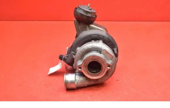 Toyota Avensis Verso Turbo system vacuum part 17201-0R050