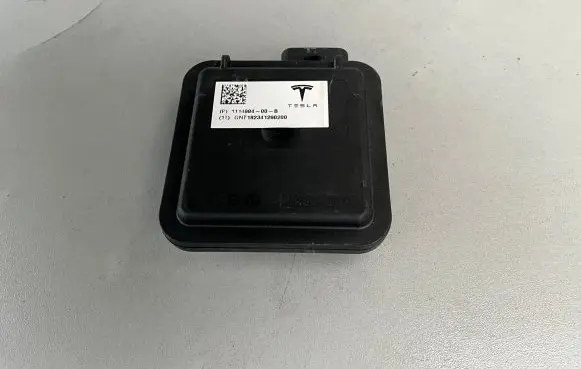 Tesla Model 3 Other control units/modules 111498400B 182341290200