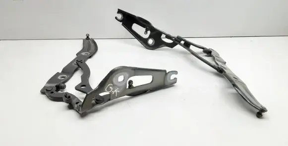 BMW 1 E82 E88 Tailgate/trunk/boot hinge 7166752 7166751