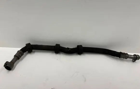 Mercedes-Benz CLS AMG C219 Oil cooling pipe A2112706996
