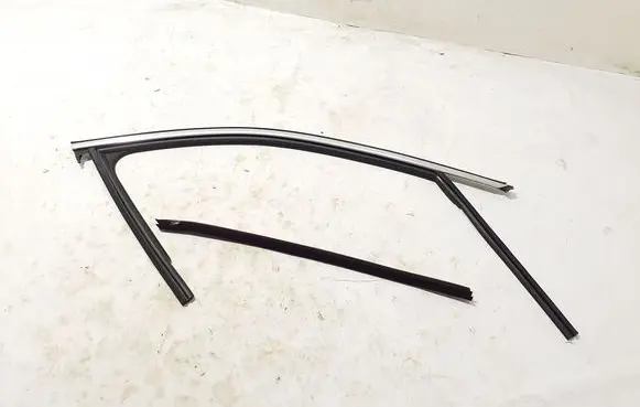 Audi A5 Front door rubber seal 8B3837432B