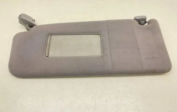 Audi A6 S6 C5 4B Sun visor 4B0857551