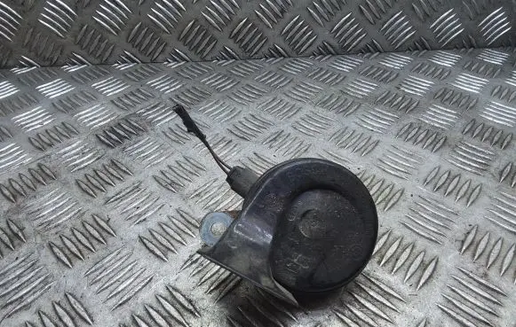 BMW 5 E39 Horn signal E9011157 E9703881157 703881157