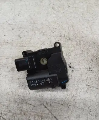 Toyota Corolla Verso E121 Air flap motor/actuator 1138002051
