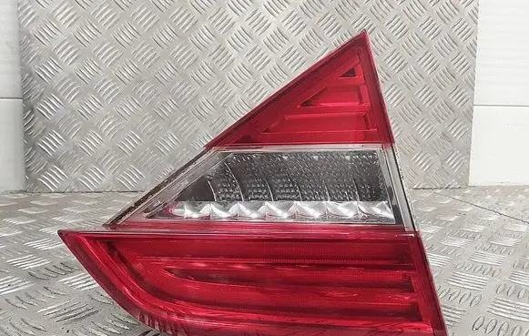 Skoda Superb B6 (3T) Tailgate rear/tail lights 3t5945093b f0348750000 3t5945093a