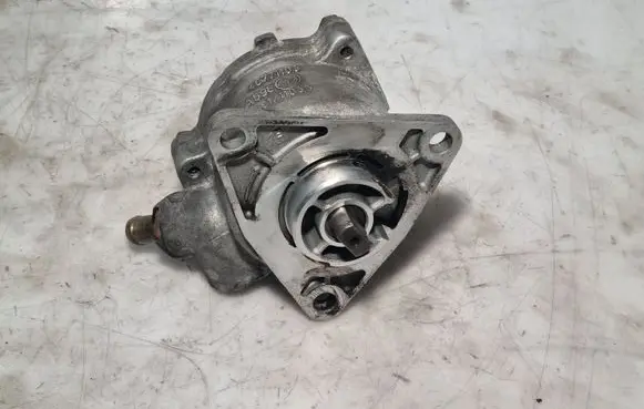 Alfa Romeo 156 Vacuum pump 46771105