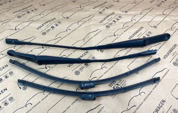 Audi A4 S4 B9 Front wiper blade arm 8W1955408