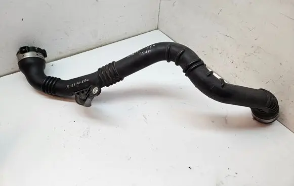 Intercooler hose/pipe