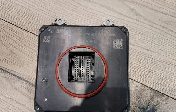 BMW X3 G01 LED ballast control module 7472763 2228030100