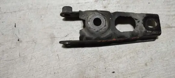 Dacia Duster Gearbox mounting bracket 11325214R