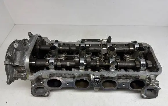 Lexus LS UCF30 Engine head 1110259065 1110259018 1110259066