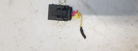 Audi Q7 4L Battery relay fuse 4F0915519