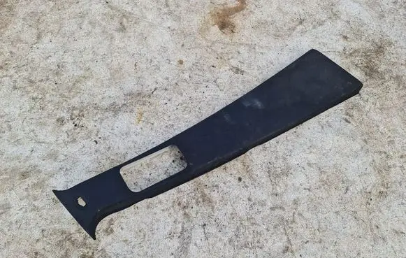 (B) pillar trim (top)