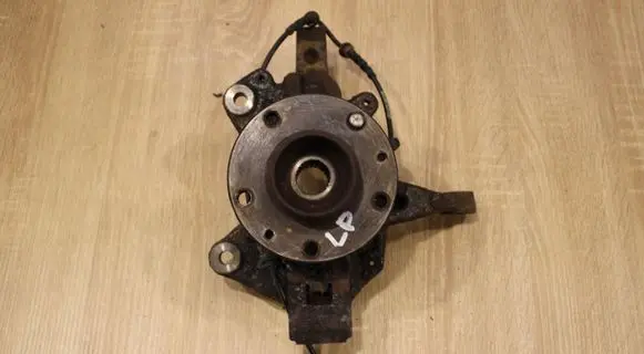 Renault Megane III Front wheel hub