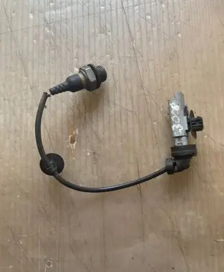 Peugeot 3008 I Oil pressure sensor 9670363580