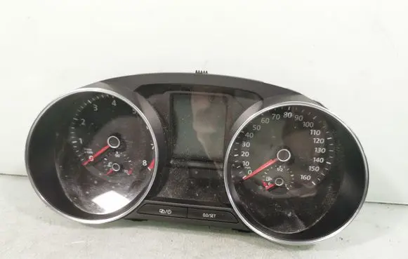 Volkswagen Polo V 6R Speedometer (instrument cluster) 6C0920940A