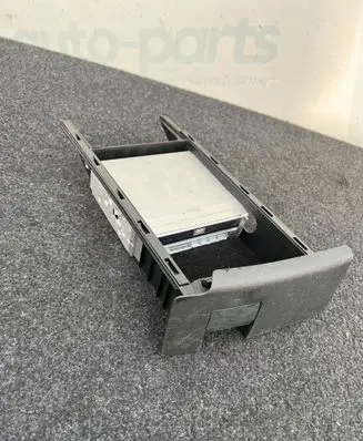 Porsche Cayenne (9PA) Navigation unit CD/DVD player 