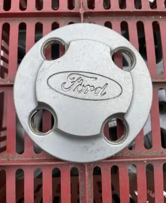 Ford Fiesta Original wheel cap 84FB1130BA 61201