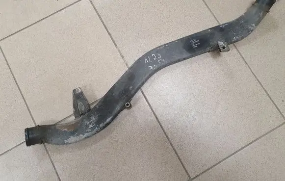 Audi A8 S8 D3 4E Intercooler hose/pipe 4E0145731