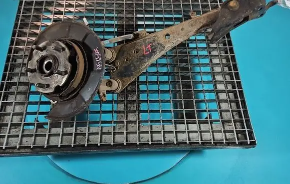Toyota RAV 4 (XA40) Rear wheel bearing hub IMPRK1565005