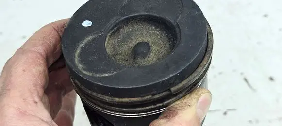 Volkswagen Multivan T4 Piston with connecting rod 