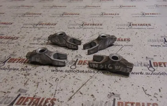 Opel Insignia A Fuel Injector clamp holder
