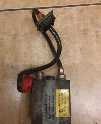 Audi A6 S6 C5 4B Headlight ballast module Xenon 4B0941471 2000B D2SD2R
