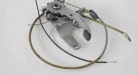 Mercedes-Benz CLS C219 Hand brake release handle 2114270036