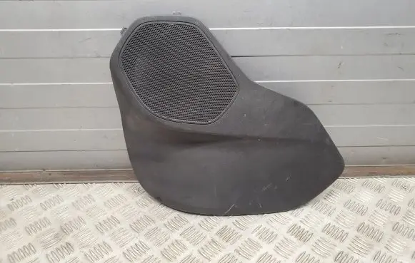 Chevrolet Camaro Rear door speaker cover trim 23408071