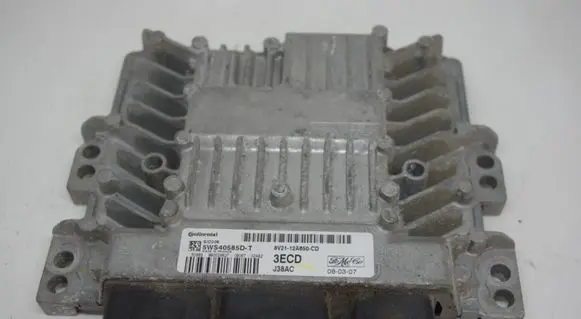 Mazda 2 Engine control unit/module 8V2112A650CD 5WS40585DT