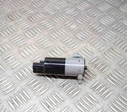 Volvo S90, V90 Windscreen/windshield washer pump 914382 161017A