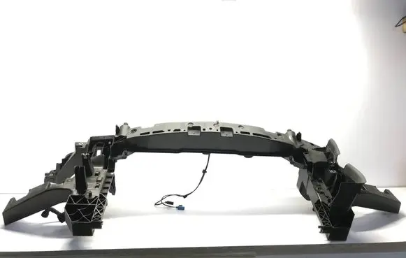 Mercedes-Benz Sprinter W907 W910 Front piece kit A9078800900