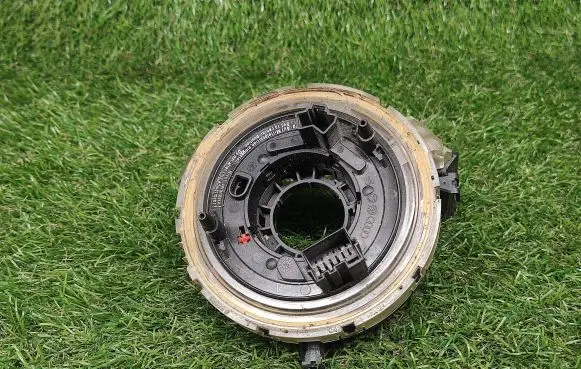 Audi A4 S4 B6 8E 8H Airbag slip ring squib (SRS ring) 8E0953541C