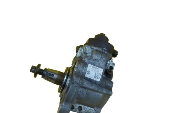 BMW X1 E84 Fuel injection high pressure pump 8510865 N47D20C