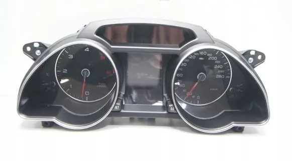 Audi A5 8T 8F Speedometer (instrument cluster) 8T0920933A