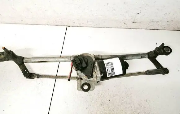 Front wiper linkage and motor