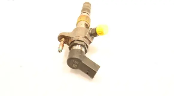 Ford Focus Fuel injector 9802448680