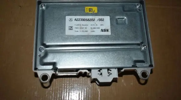 Mercedes-Benz S W223 Sound amplifier A22390582025555