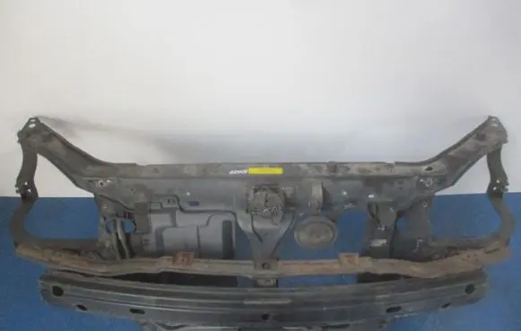 Hyundai Getz Front bodywork piece 