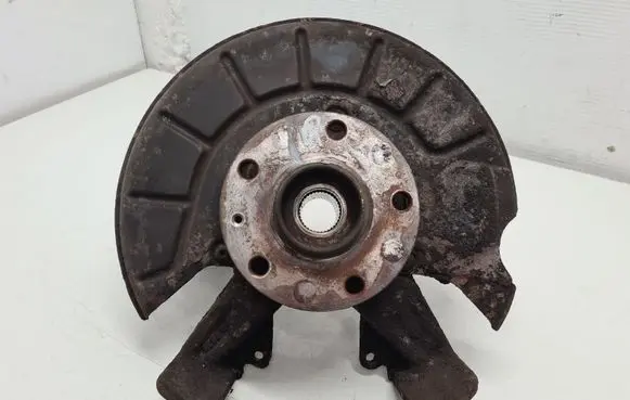 Volkswagen Golf V Front wheel hub spindle knuckle