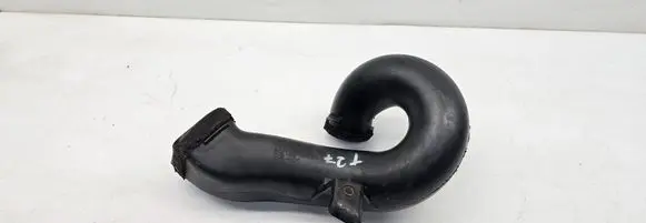 Toyota Avensis T270 Air intake duct part 177520R010