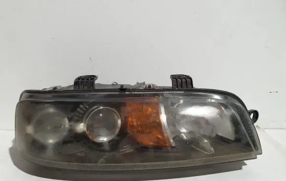 Fiat Punto (188) Headlight/headlamp 89101050