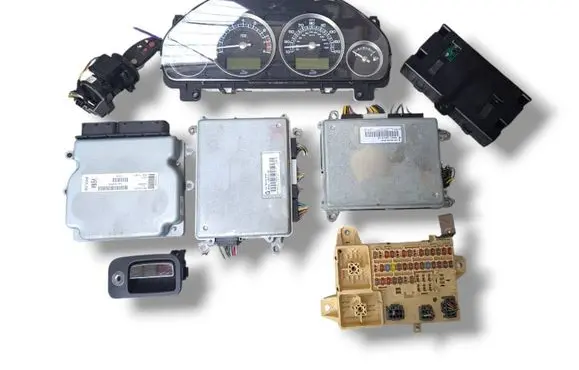 Jaguar S-Type Engine ECU kit and lock set MB279700-9201 6R8314C568BA