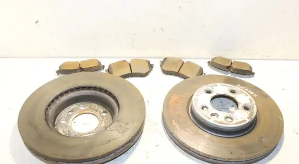 Volkswagen Amarok Front brake disc