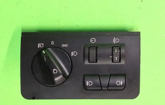 BMW 1 E81 E87 Light switch 6909776 037045060 018470