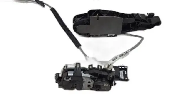 Citroen C5 Aircross Front door lock 445101